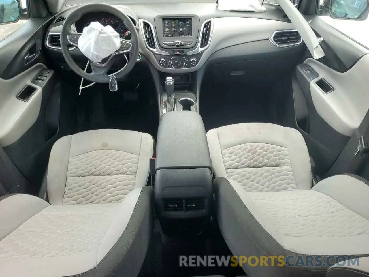 8 Photograph of a damaged car 3GNAXHEV0KS551213 CHEVROLET EQUINOX 2019