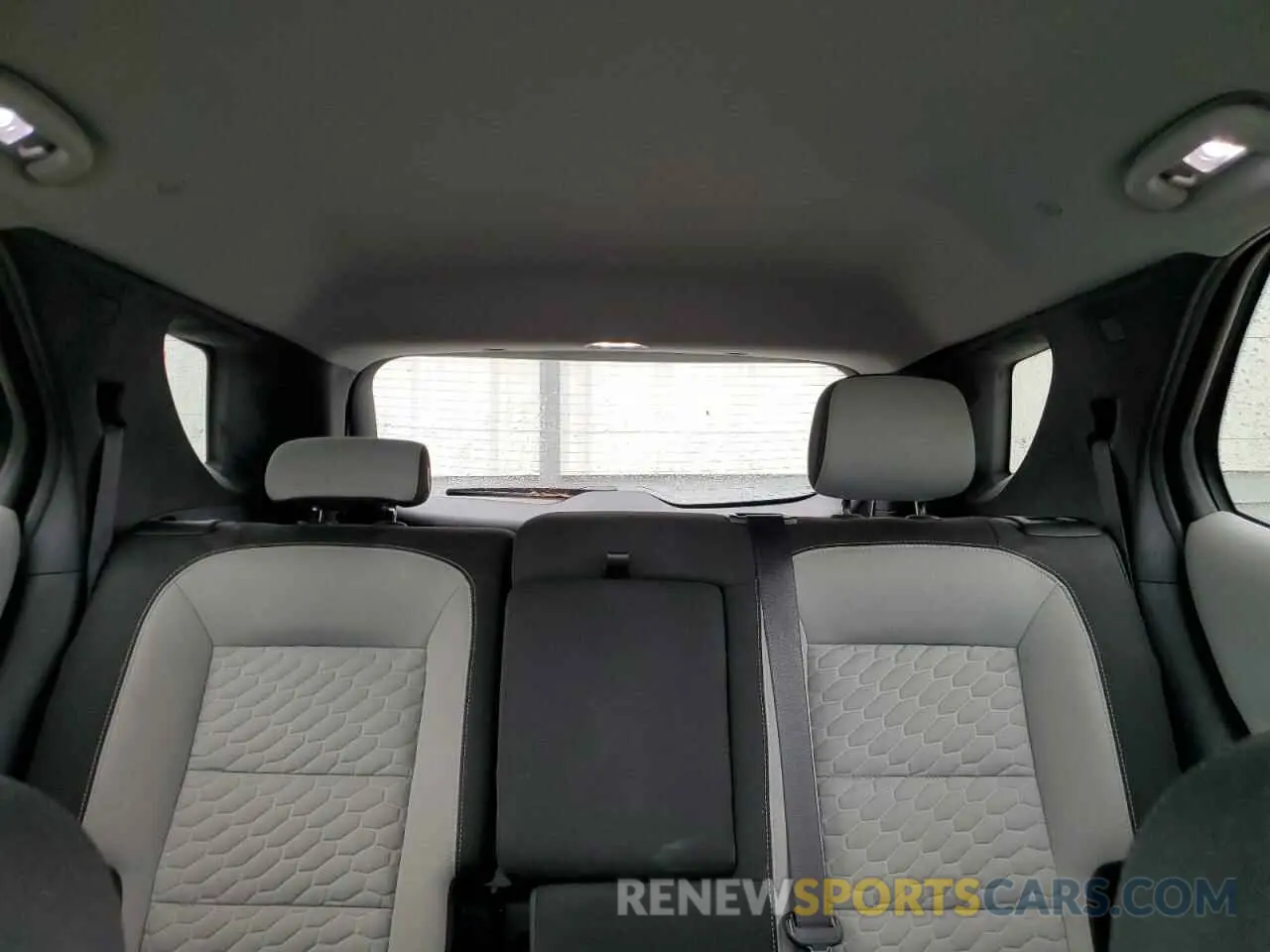 10 Photograph of a damaged car 3GNAXHEV0KS593994 CHEVROLET EQUINOX 2019