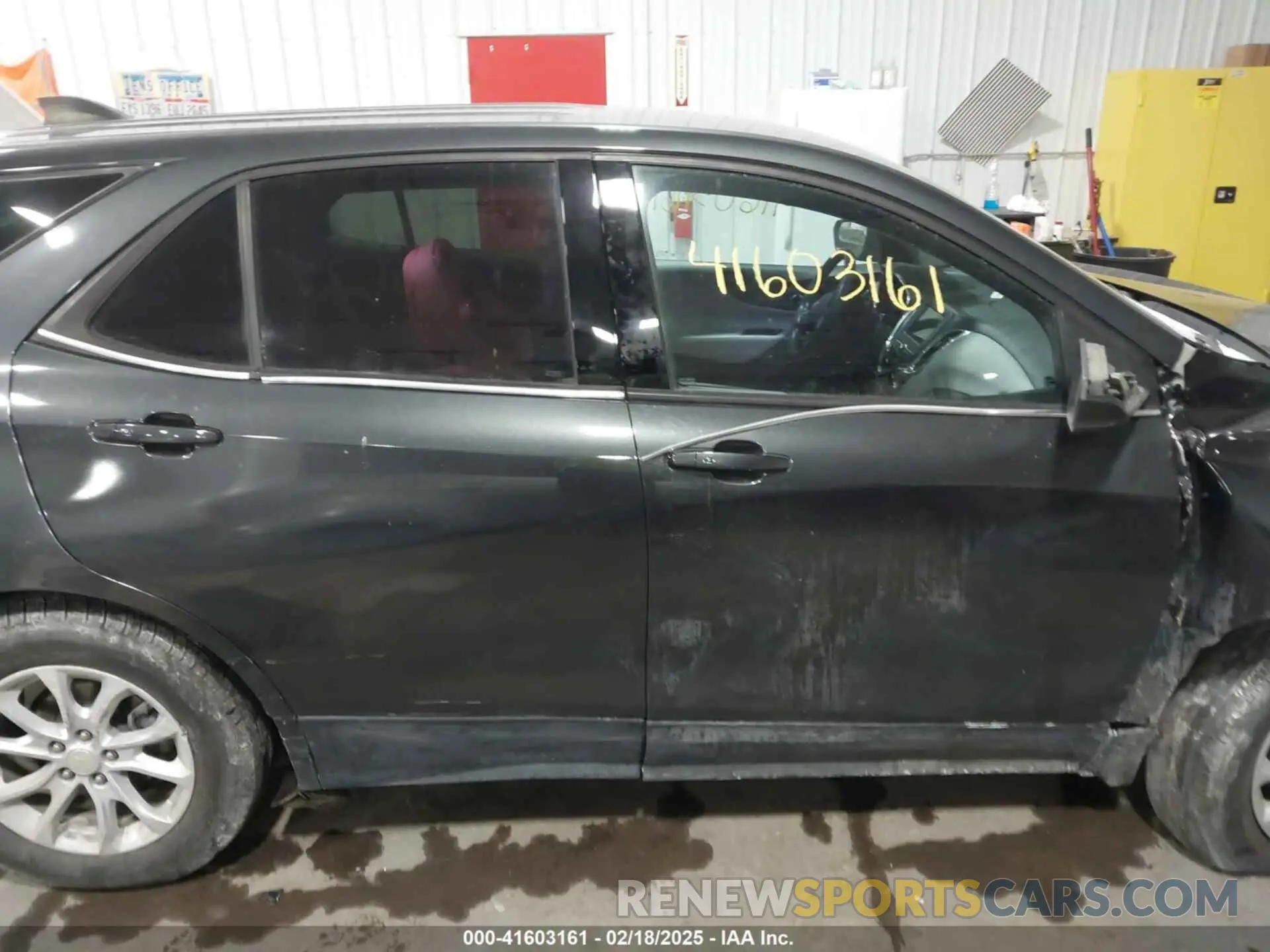 13 Photograph of a damaged car 3GNAXHEV0KS634690 CHEVROLET EQUINOX 2019