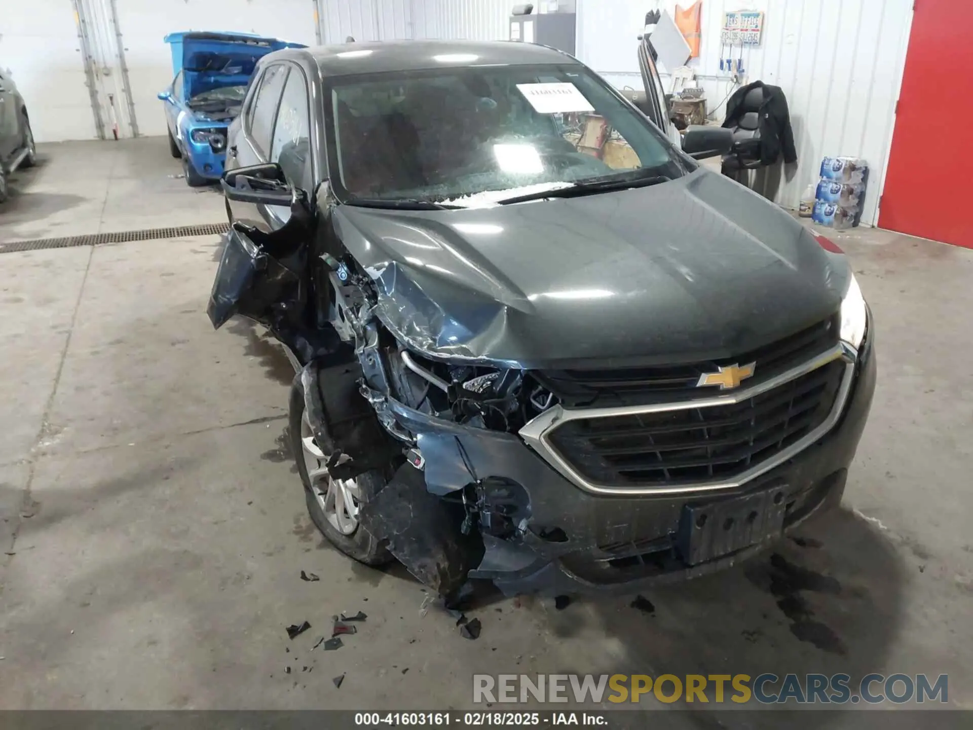 17 Photograph of a damaged car 3GNAXHEV0KS634690 CHEVROLET EQUINOX 2019