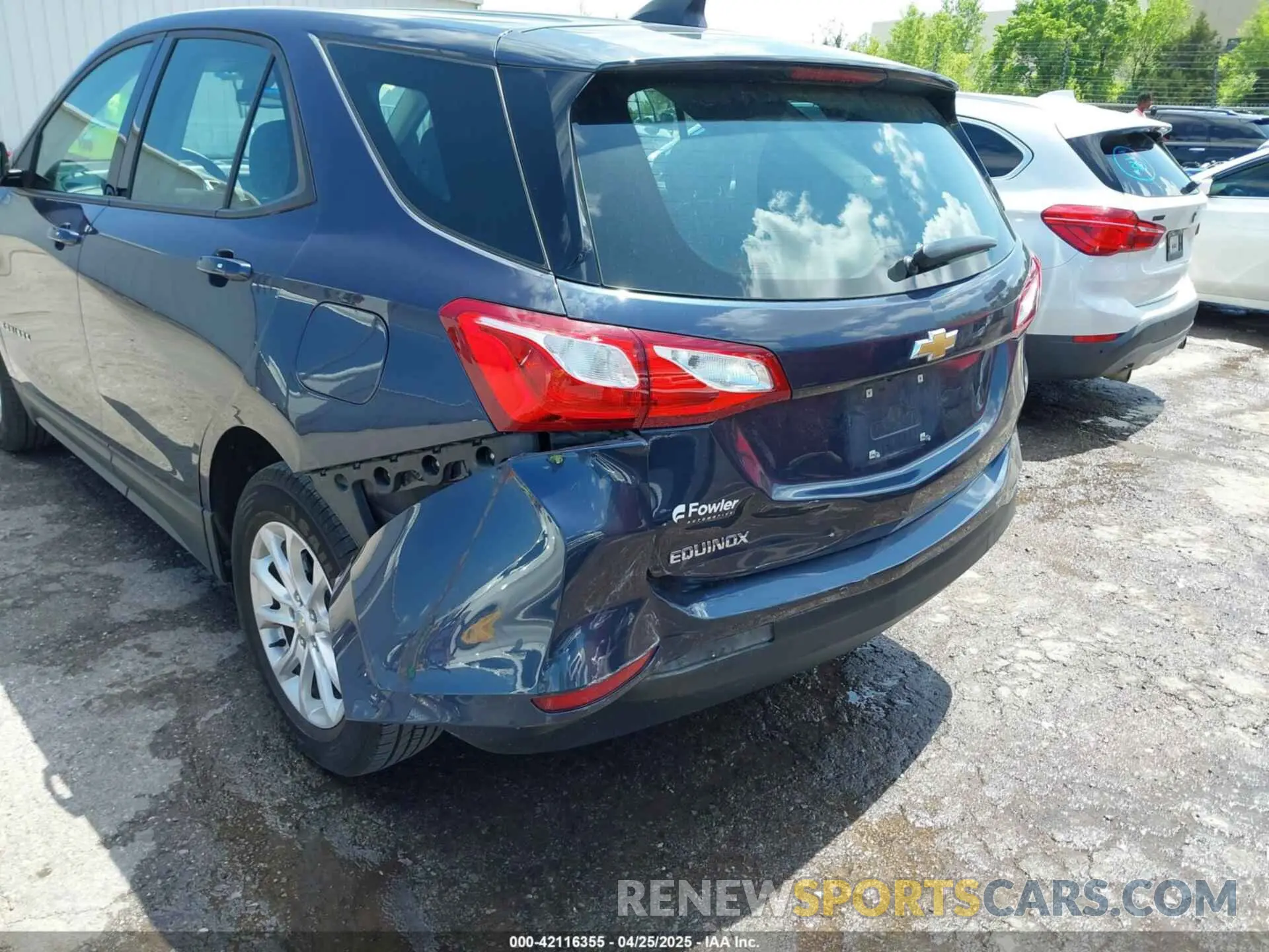 6 Photograph of a damaged car 3GNAXHEV1KL307516 CHEVROLET EQUINOX 2019
