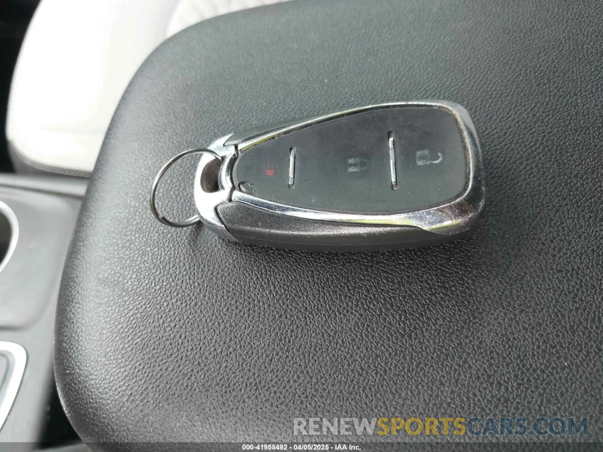 11 Photograph of a damaged car 3GNAXHEV1KS630874 CHEVROLET EQUINOX 2019