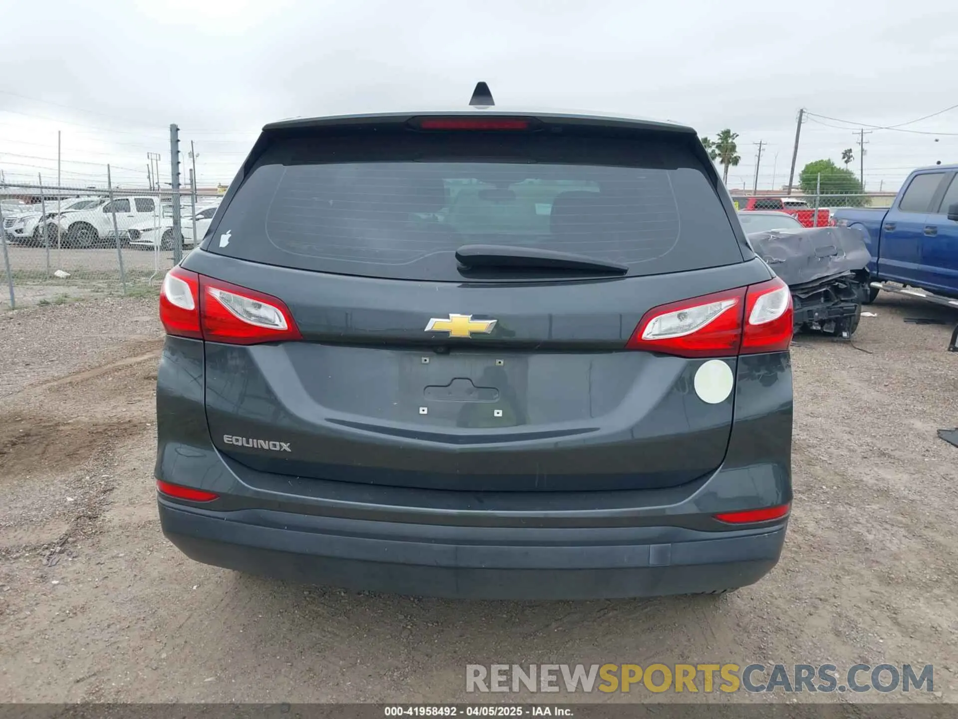 16 Photograph of a damaged car 3GNAXHEV1KS630874 CHEVROLET EQUINOX 2019