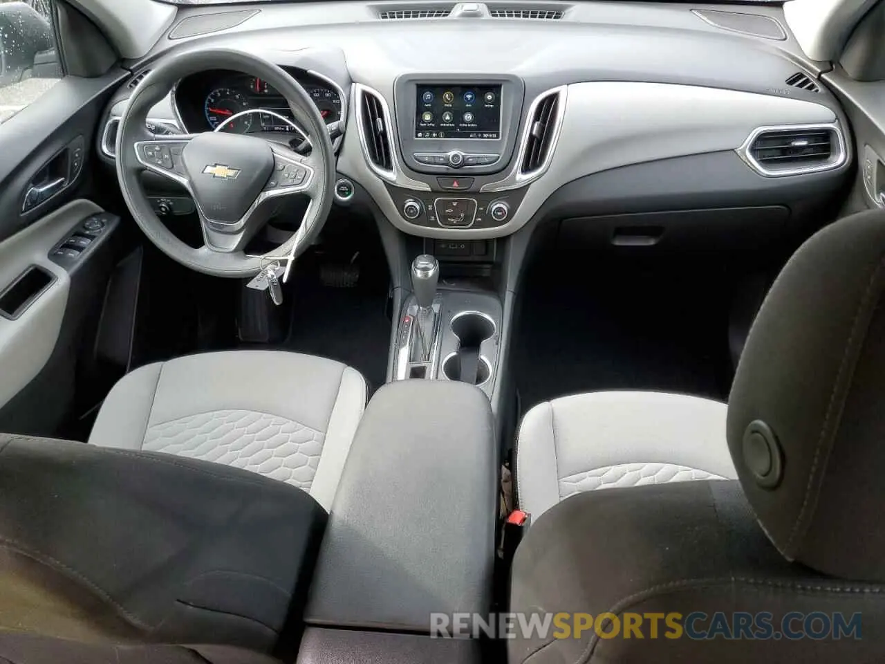 8 Photograph of a damaged car 3GNAXHEV1KS653510 CHEVROLET EQUINOX 2019