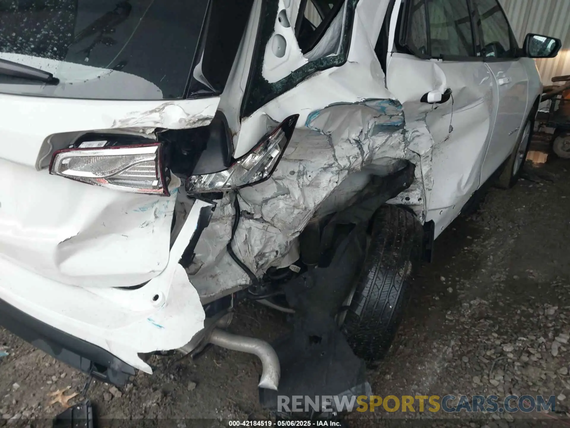 12 Photograph of a damaged car 3GNAXHEV1KS659548 CHEVROLET EQUINOX 2019