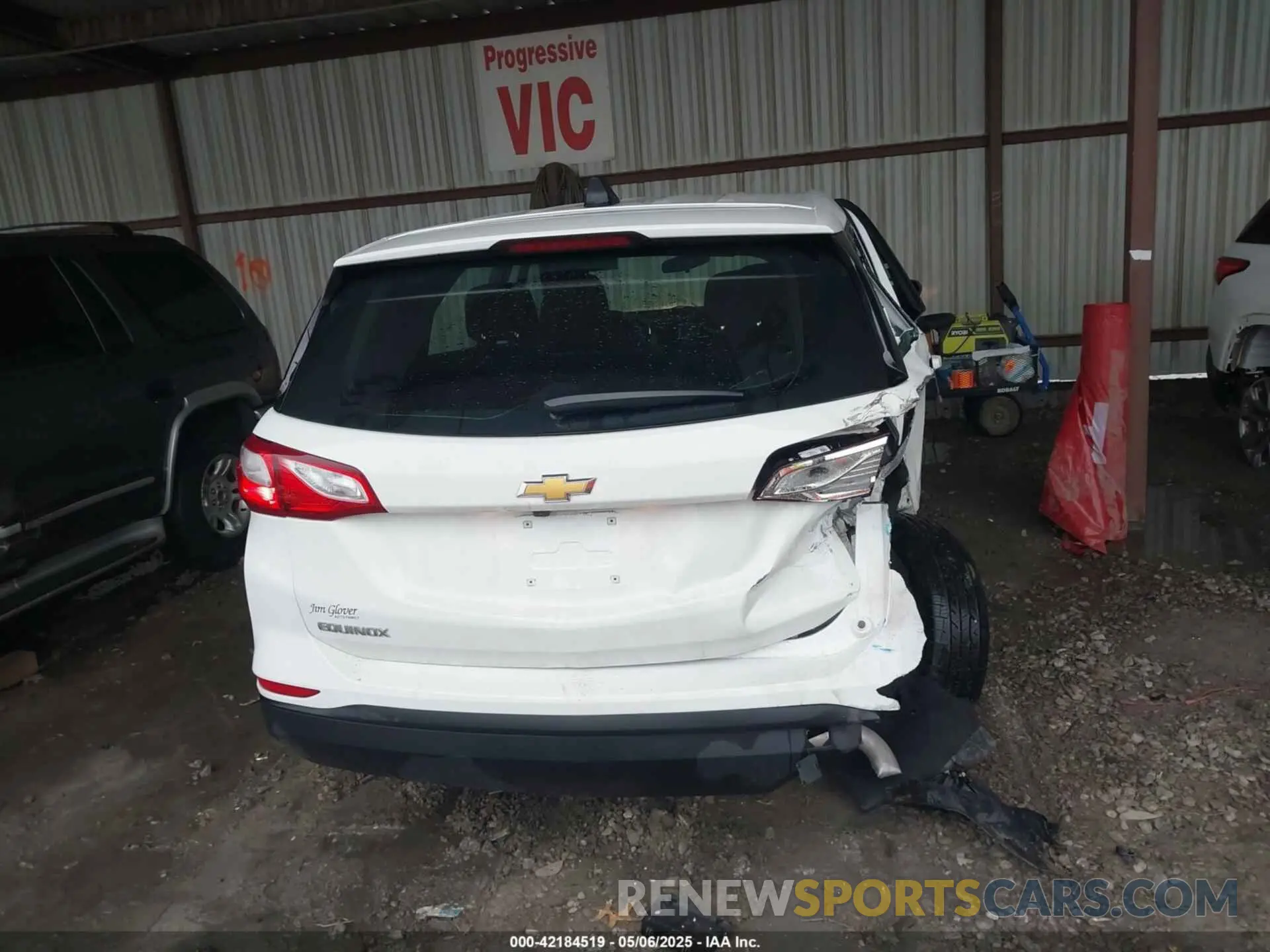 17 Photograph of a damaged car 3GNAXHEV1KS659548 CHEVROLET EQUINOX 2019