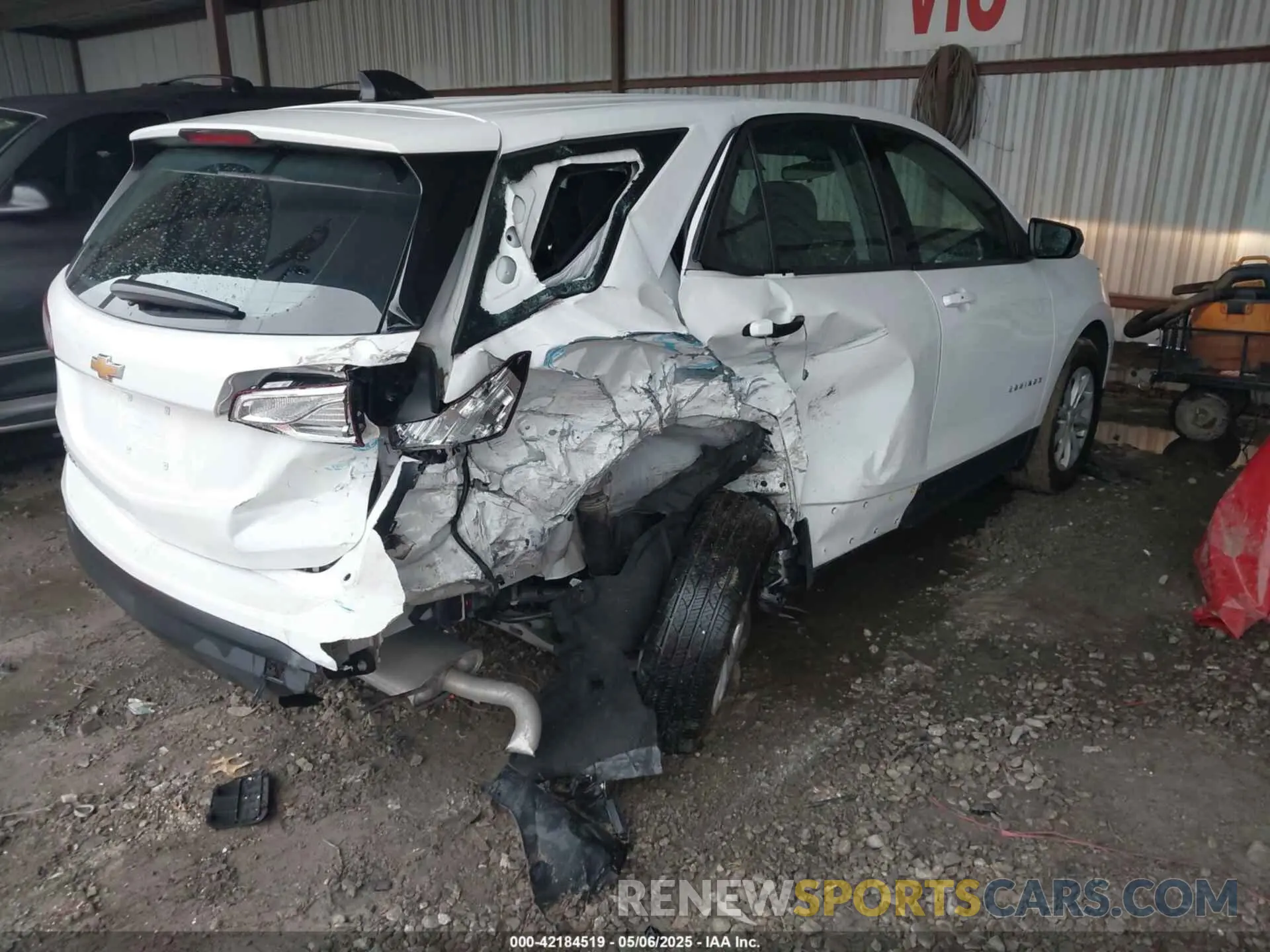 4 Photograph of a damaged car 3GNAXHEV1KS659548 CHEVROLET EQUINOX 2019