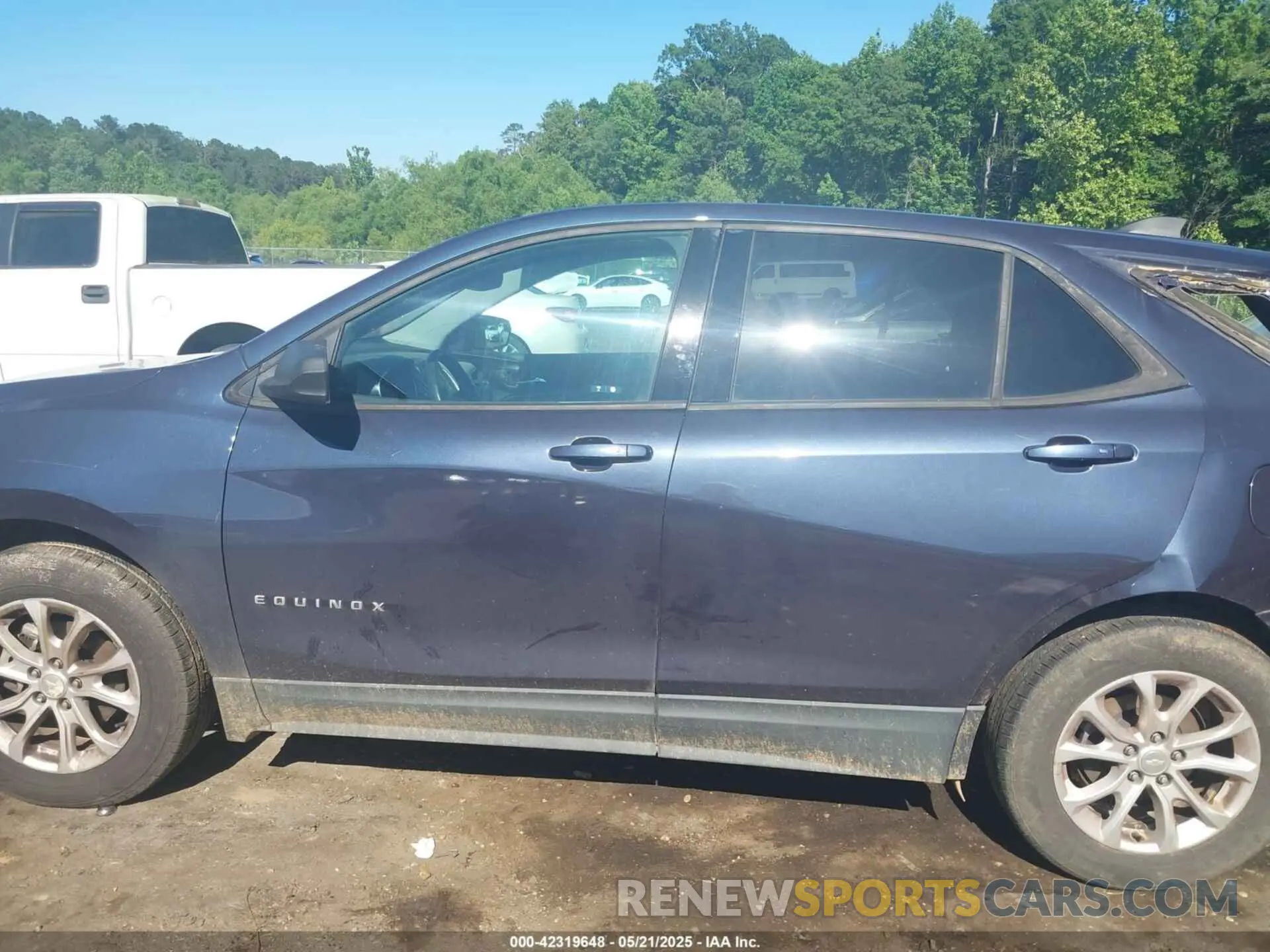 13 Photograph of a damaged car 3GNAXHEV2KL190528 CHEVROLET EQUINOX 2019