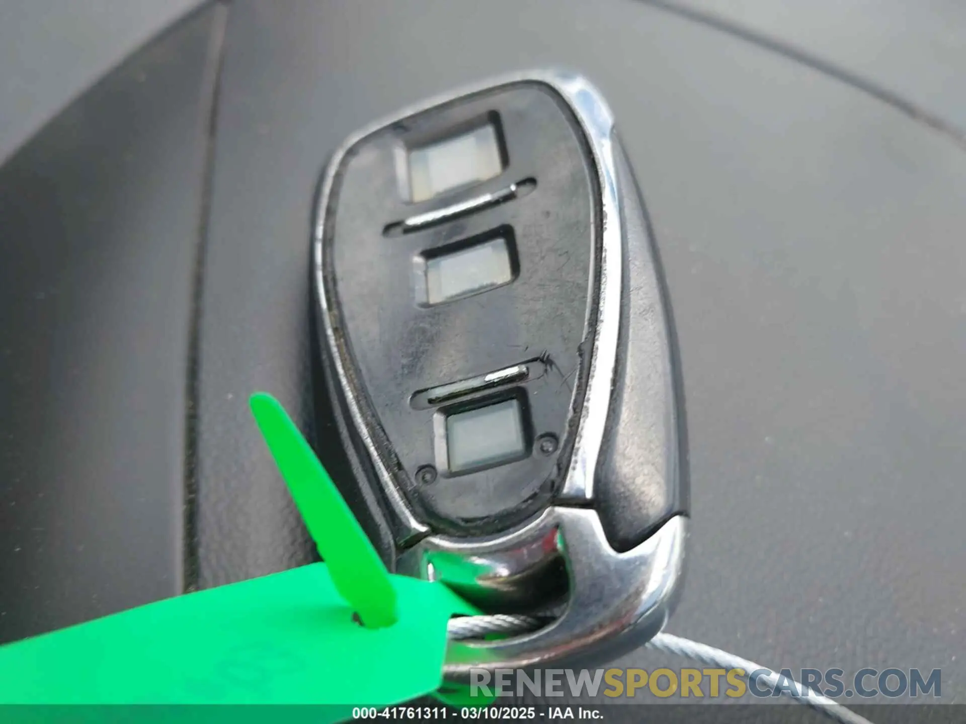 11 Photograph of a damaged car 3GNAXHEV2KS521825 CHEVROLET EQUINOX 2019
