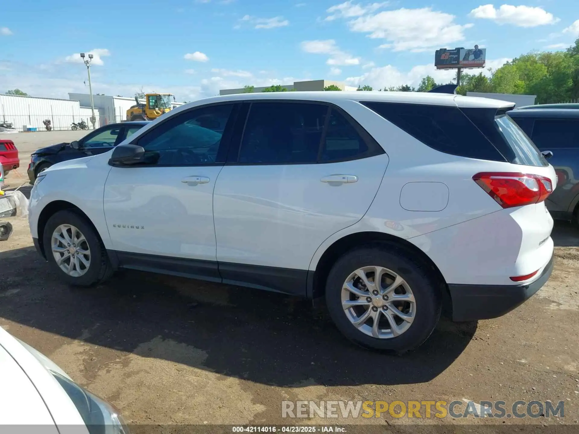 14 Photograph of a damaged car 3GNAXHEV2KS542576 CHEVROLET EQUINOX 2019
