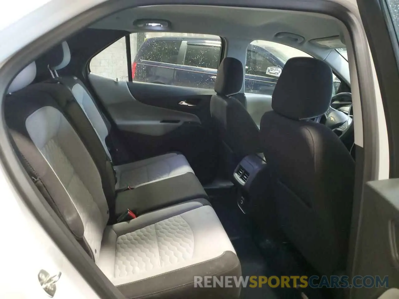 11 Photograph of a damaged car 3GNAXHEV2KS546322 CHEVROLET EQUINOX 2019