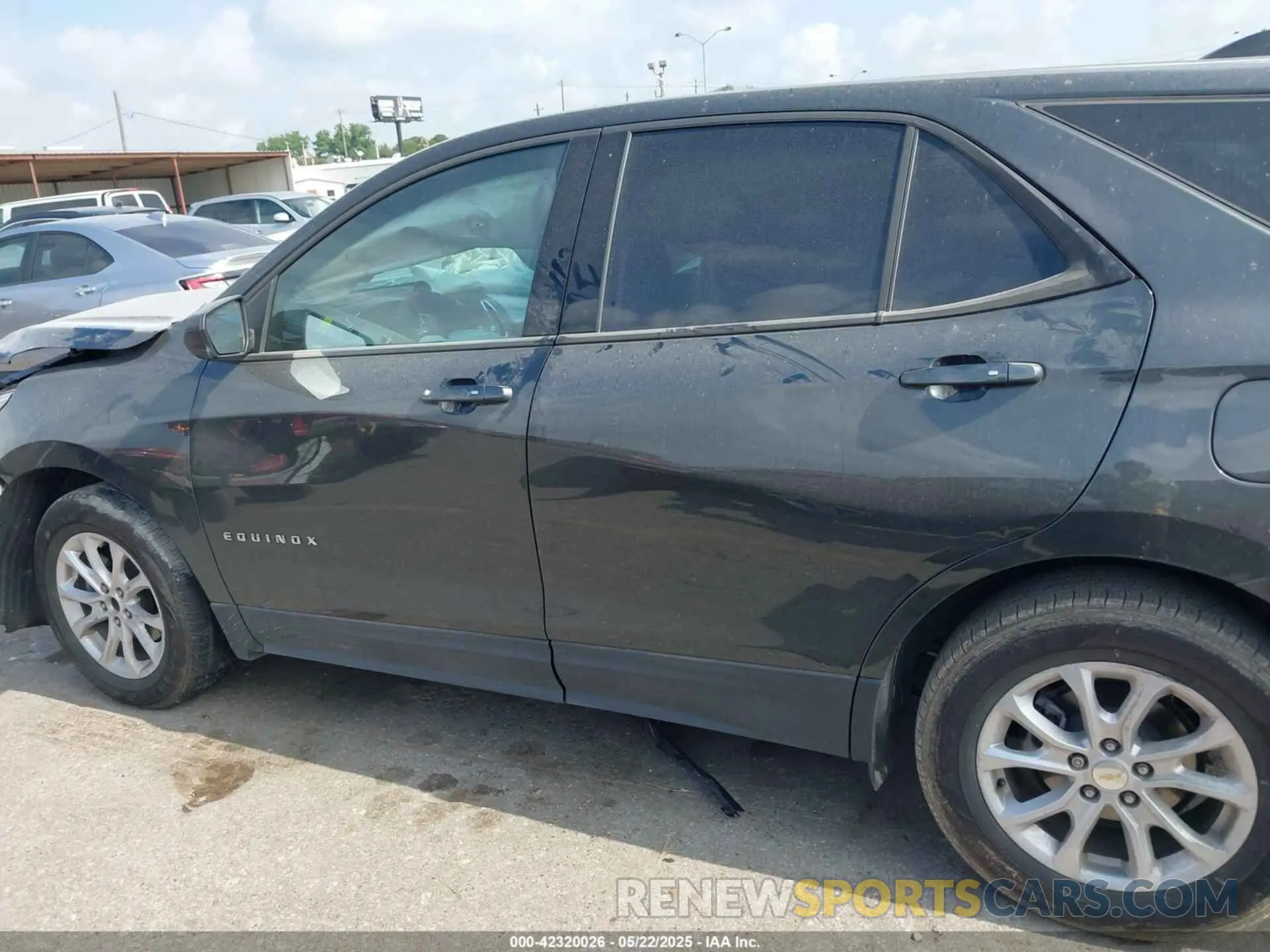 13 Photograph of a damaged car 3GNAXHEV2KS678450 CHEVROLET EQUINOX 2019