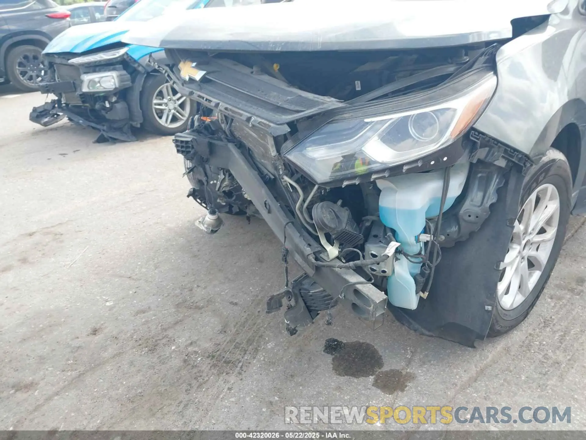 6 Photograph of a damaged car 3GNAXHEV2KS678450 CHEVROLET EQUINOX 2019