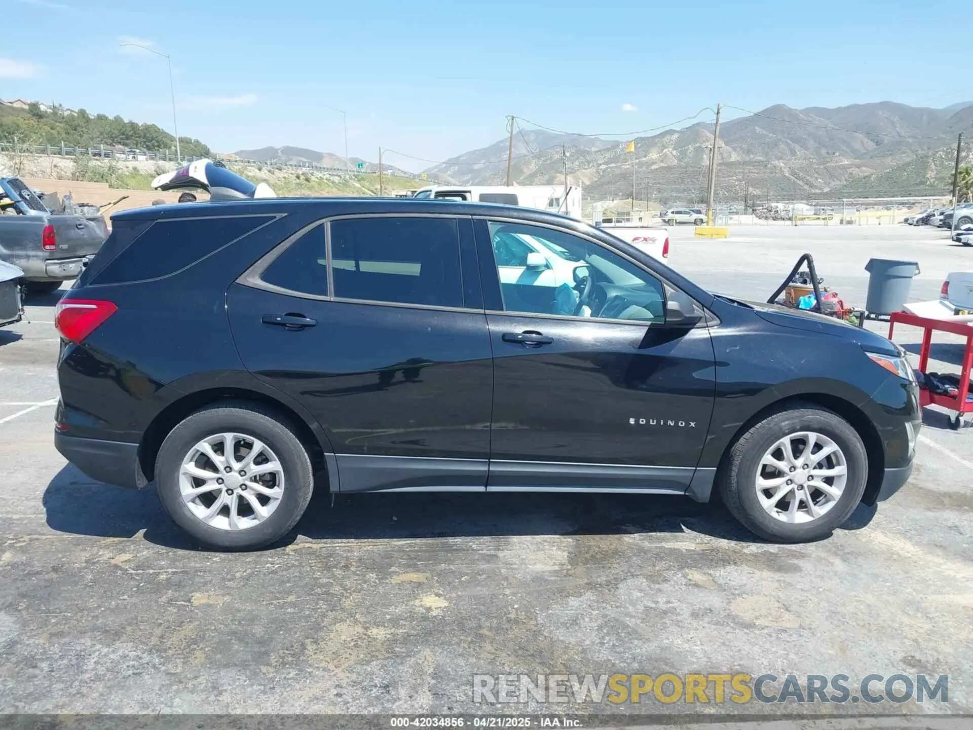 13 Photograph of a damaged car 3GNAXHEV3KL188366 CHEVROLET EQUINOX 2019