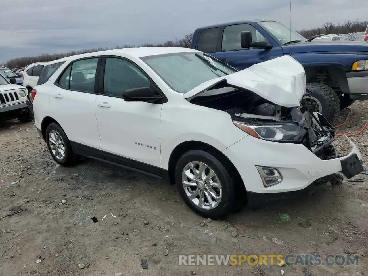 4 Photograph of a damaged car 3GNAXHEV3KL200242 CHEVROLET EQUINOX 2019