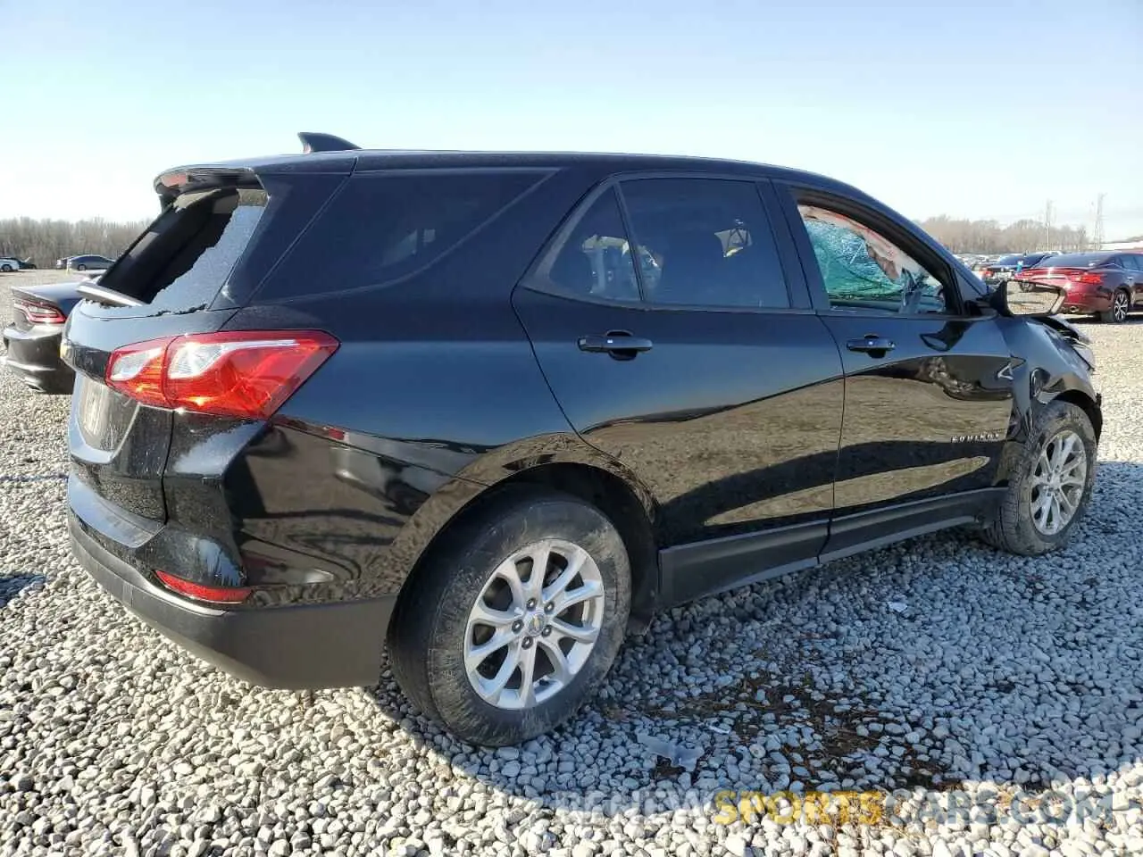 3 Photograph of a damaged car 3GNAXHEV3KL400232 CHEVROLET EQUINOX 2019