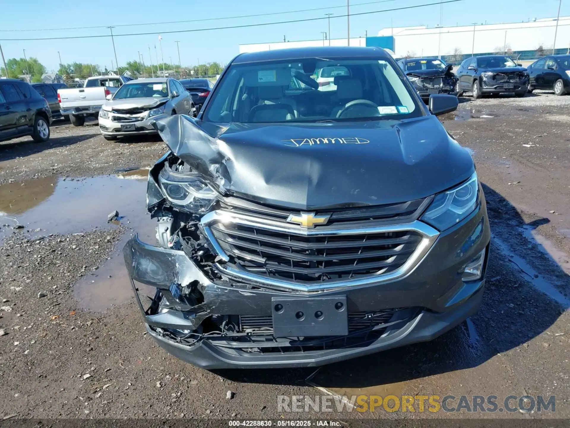 12 Photograph of a damaged car 3GNAXHEV3KS522854 CHEVROLET EQUINOX 2019