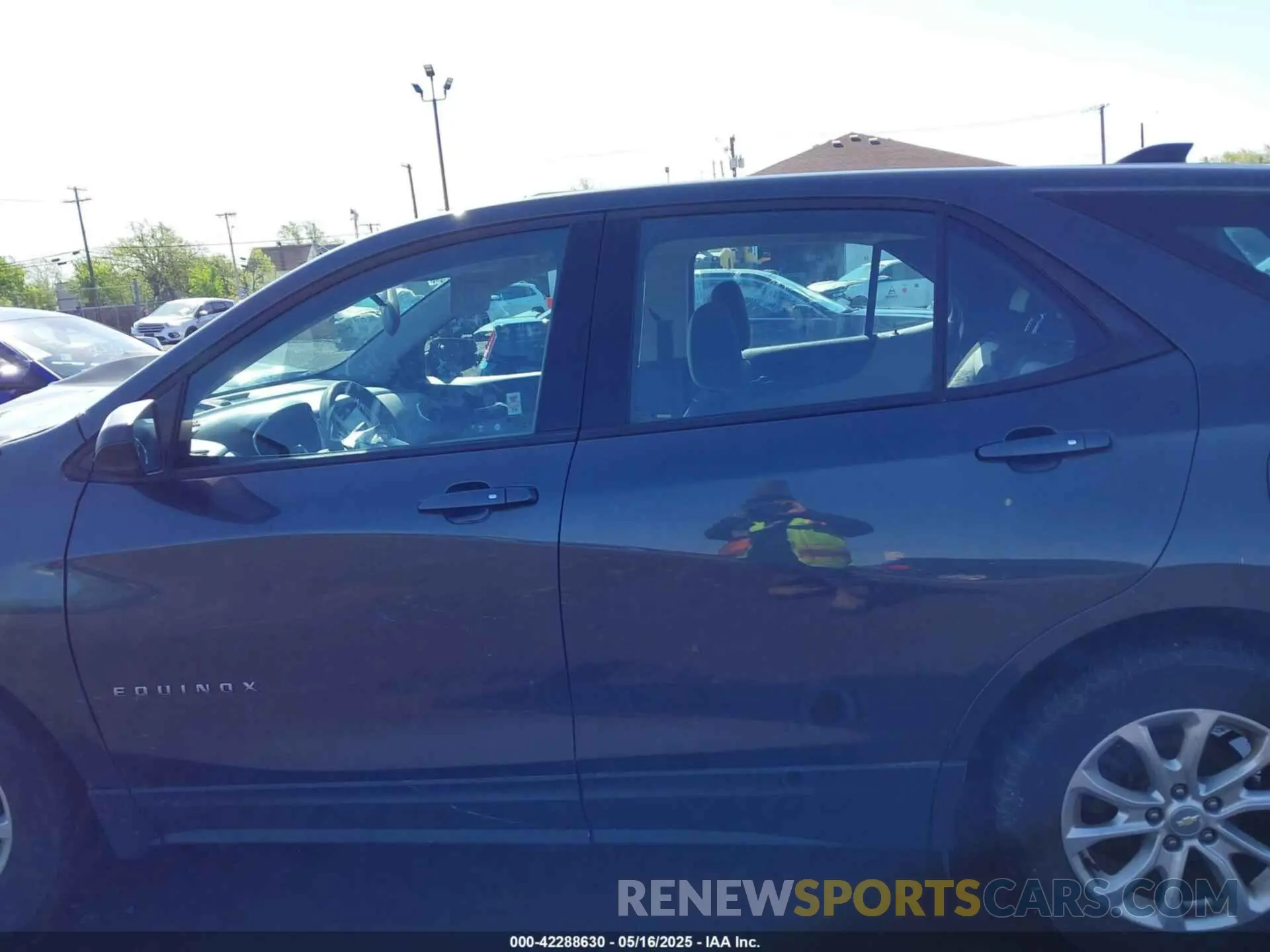 14 Photograph of a damaged car 3GNAXHEV3KS522854 CHEVROLET EQUINOX 2019