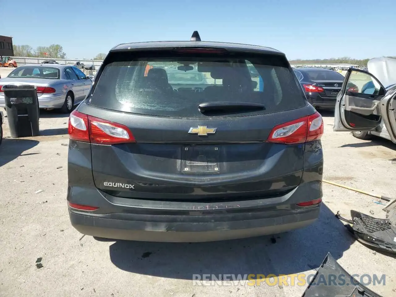 6 Photograph of a damaged car 3GNAXHEV3KS638622 CHEVROLET EQUINOX 2019