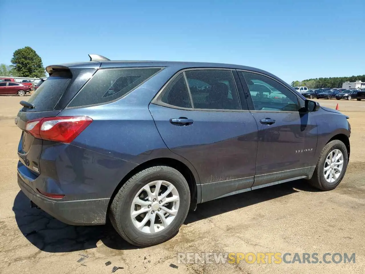 3 Photograph of a damaged car 3GNAXHEV4KL104720 CHEVROLET EQUINOX 2019