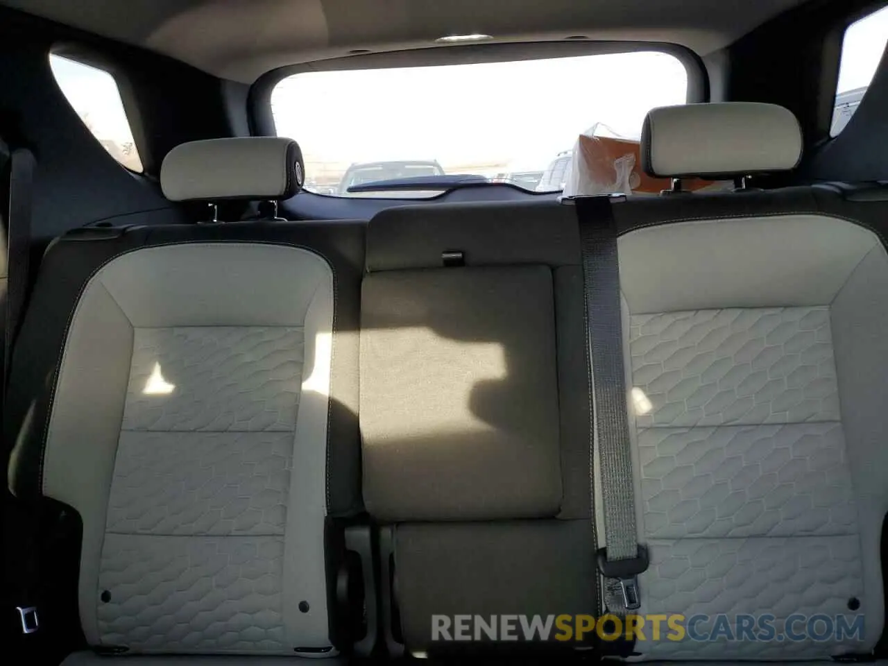 10 Photograph of a damaged car 3GNAXHEV4KL153674 CHEVROLET EQUINOX 2019