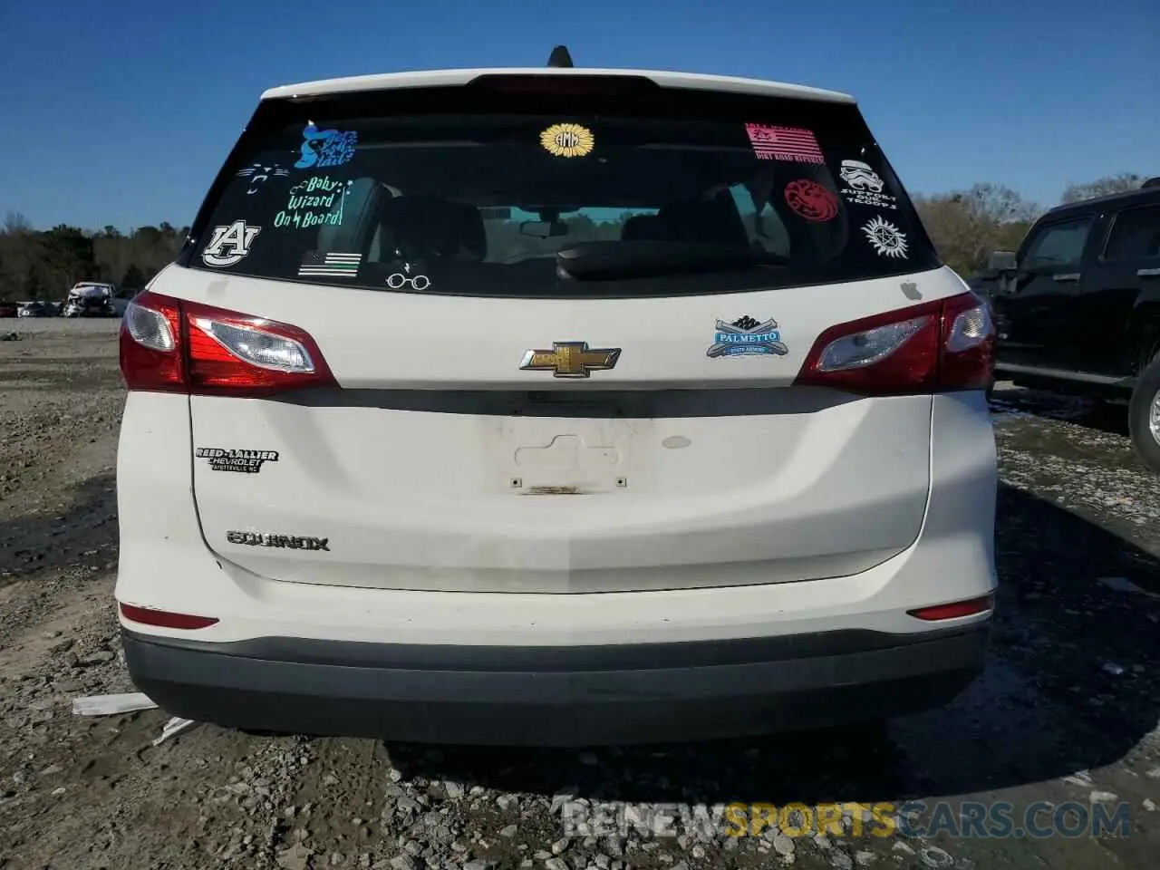 6 Photograph of a damaged car 3GNAXHEV4KL206874 CHEVROLET EQUINOX 2019