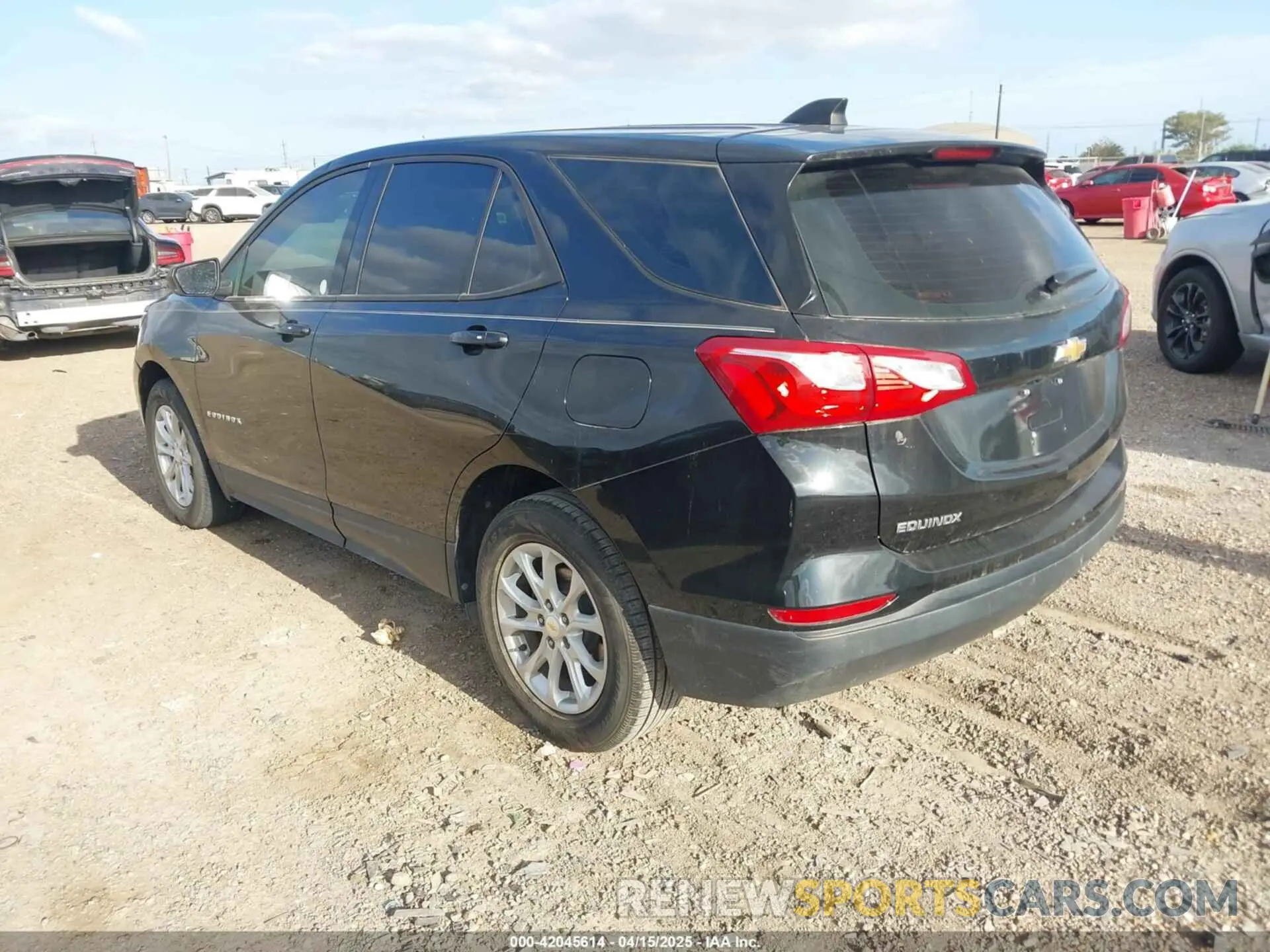 3 Photograph of a damaged car 3GNAXHEV4KL320440 CHEVROLET EQUINOX 2019