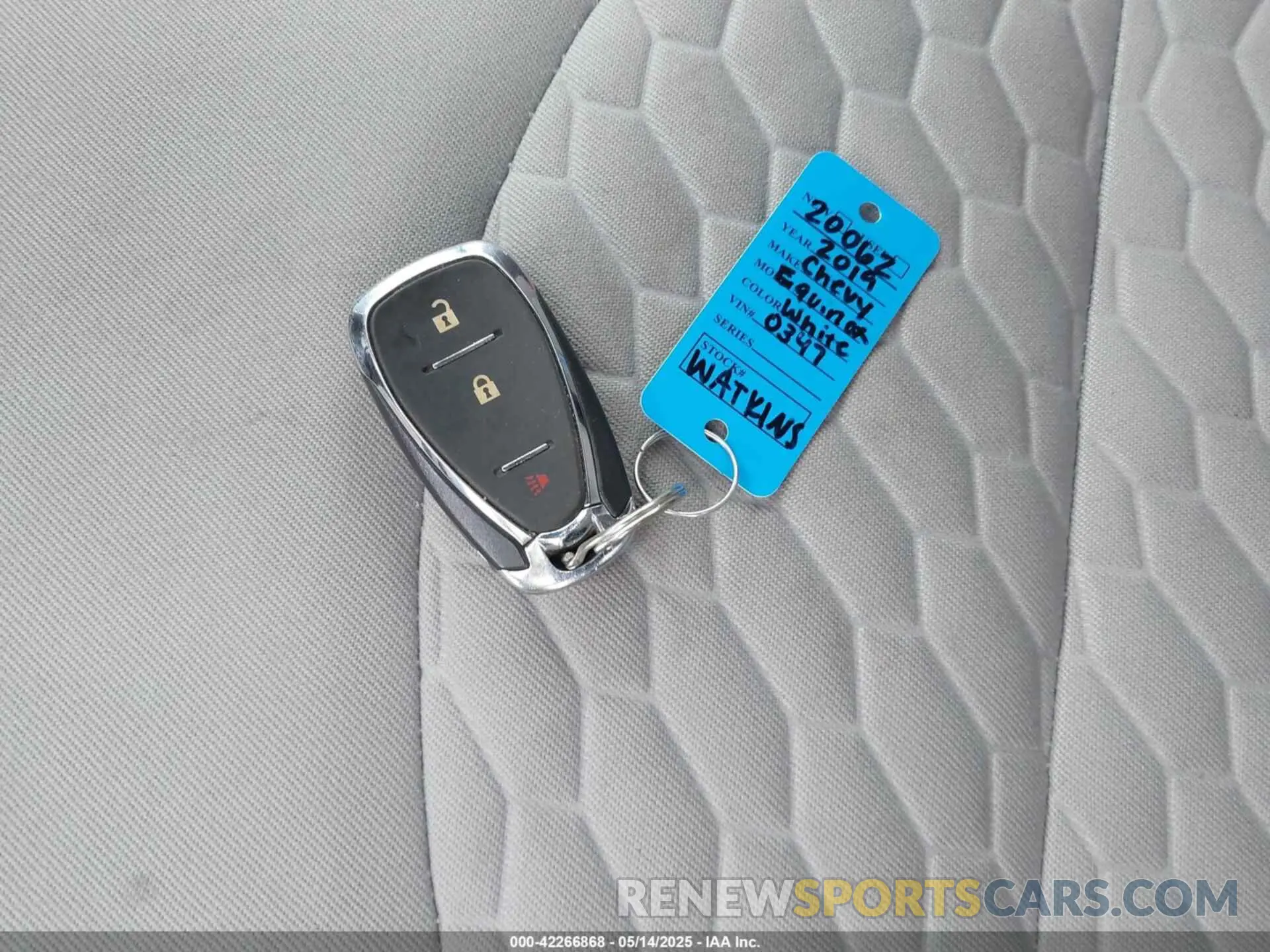 11 Photograph of a damaged car 3GNAXHEV4KS530347 CHEVROLET EQUINOX 2019
