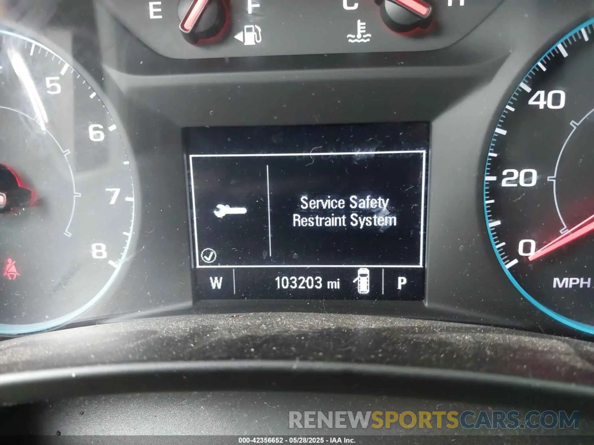 15 Photograph of a damaged car 3GNAXHEV4KS559900 CHEVROLET EQUINOX 2019