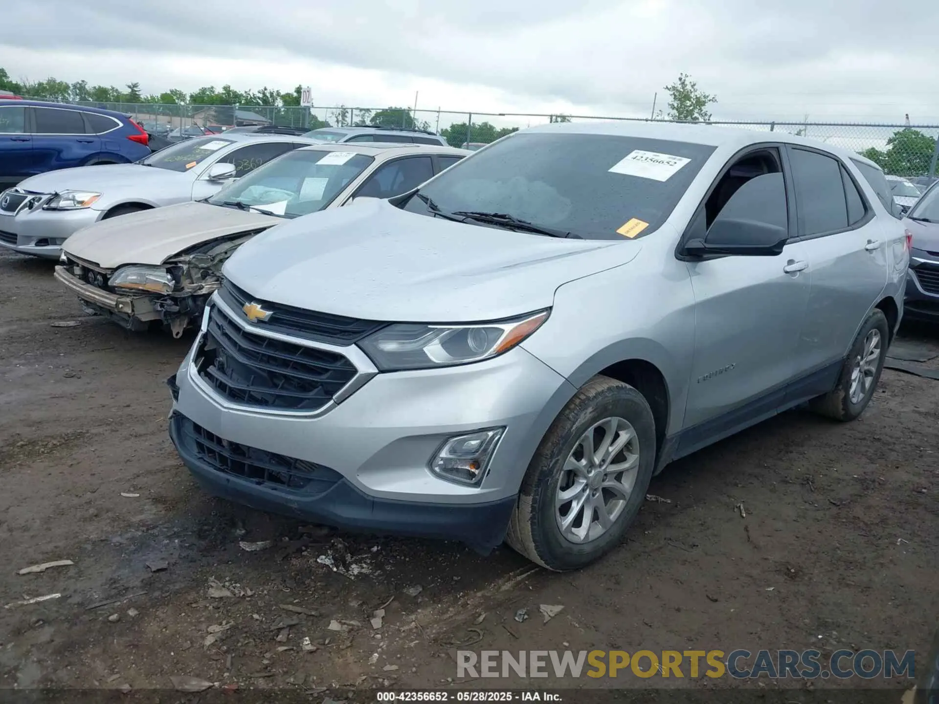 2 Photograph of a damaged car 3GNAXHEV4KS559900 CHEVROLET EQUINOX 2019