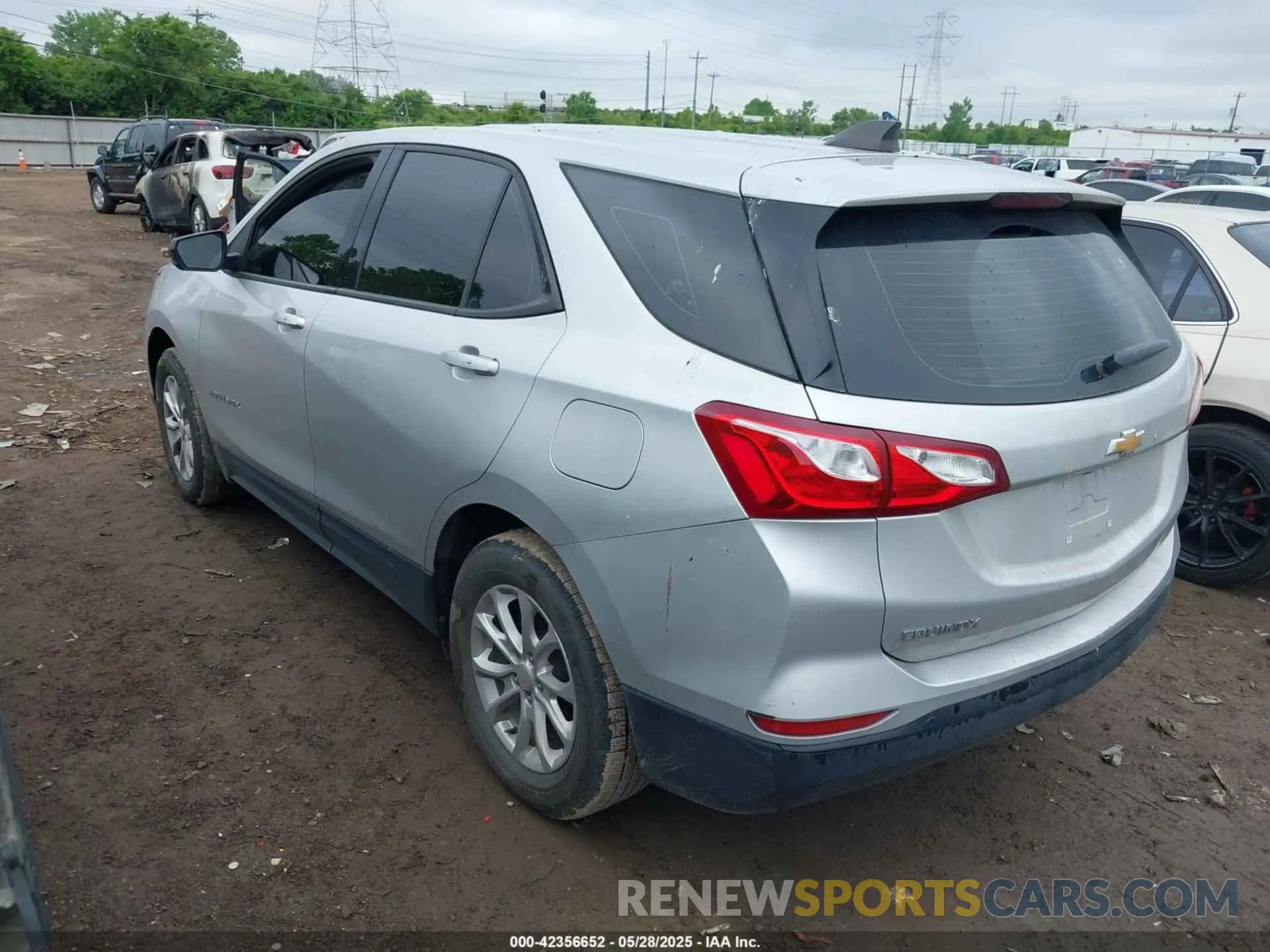 3 Photograph of a damaged car 3GNAXHEV4KS559900 CHEVROLET EQUINOX 2019