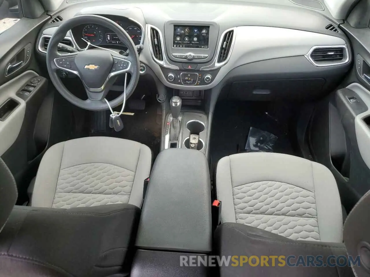8 Photograph of a damaged car 3GNAXHEV4KS569861 CHEVROLET EQUINOX 2019