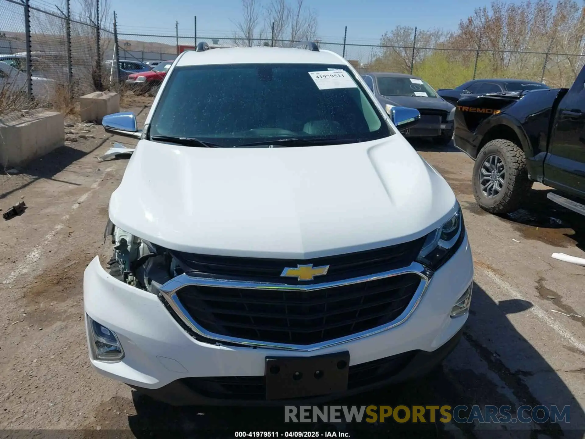 13 Photograph of a damaged car 3GNAXHEV4KS593156 CHEVROLET EQUINOX 2019