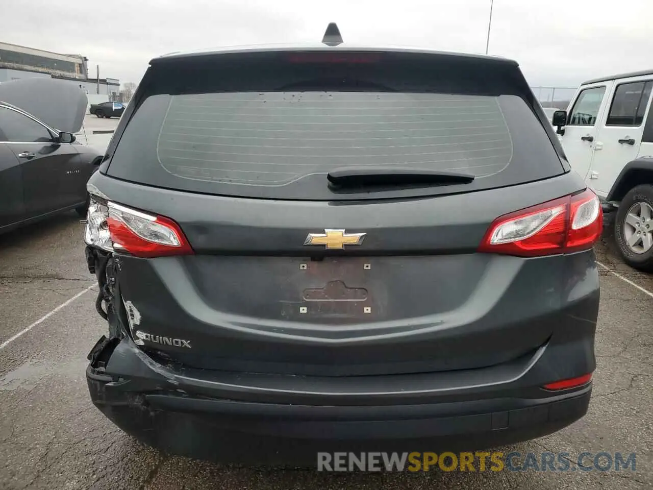 6 Photograph of a damaged car 3GNAXHEV4KS636331 CHEVROLET EQUINOX 2019