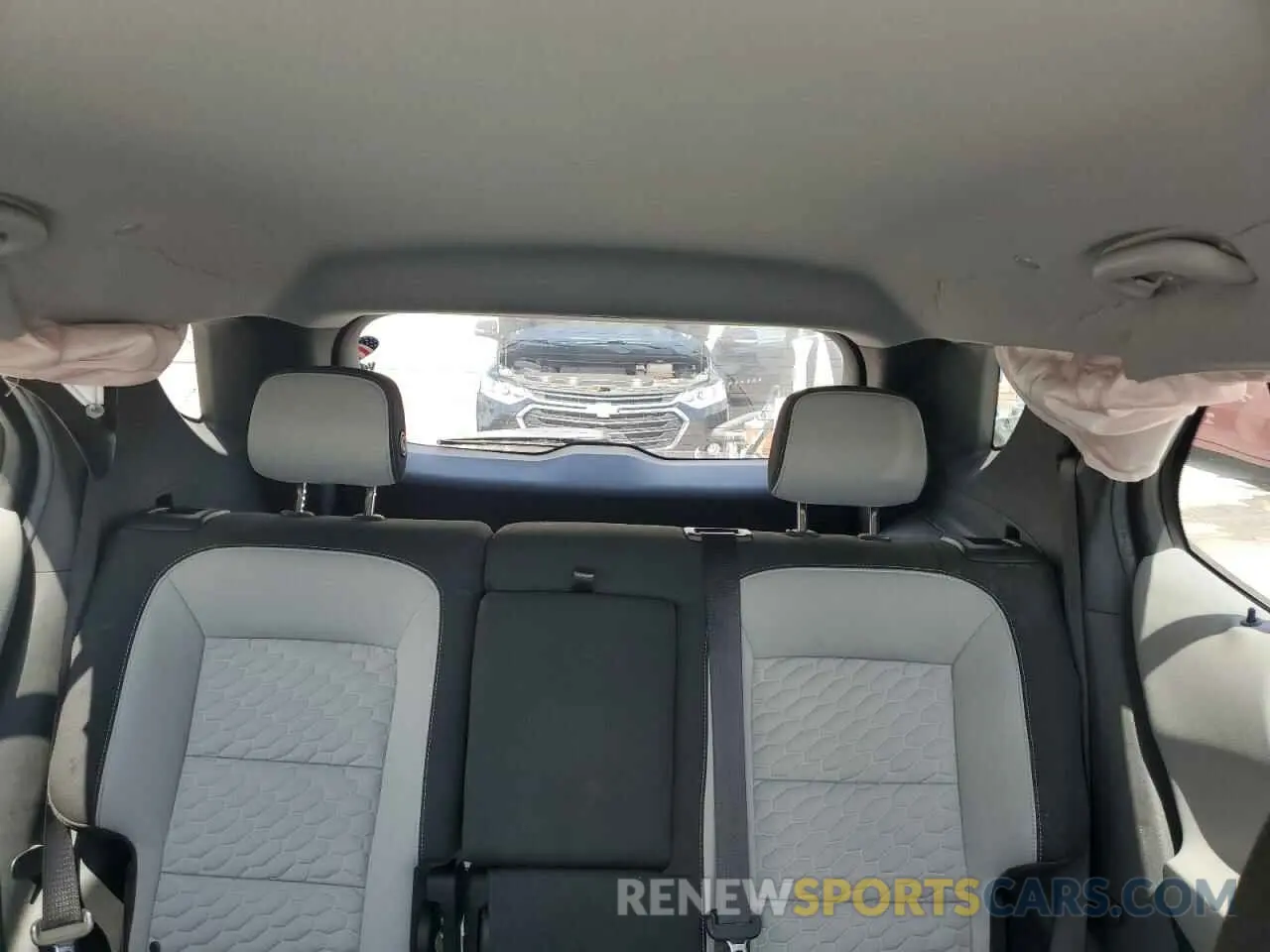 10 Photograph of a damaged car 3GNAXHEV4KS640458 CHEVROLET EQUINOX 2019