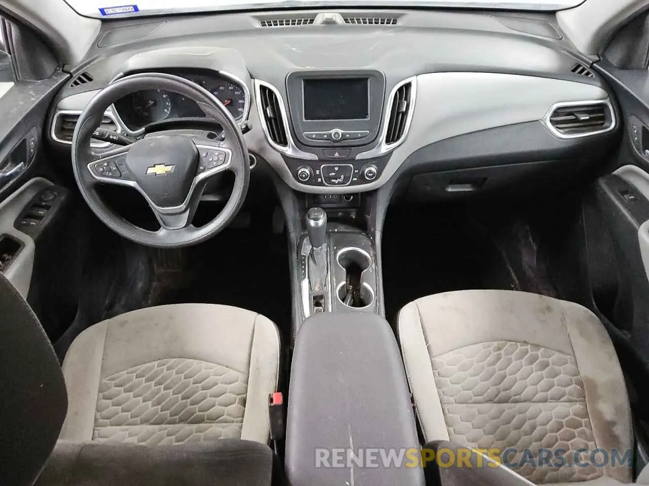 8 Photograph of a damaged car 3GNAXHEV4KS677204 CHEVROLET EQUINOX 2019