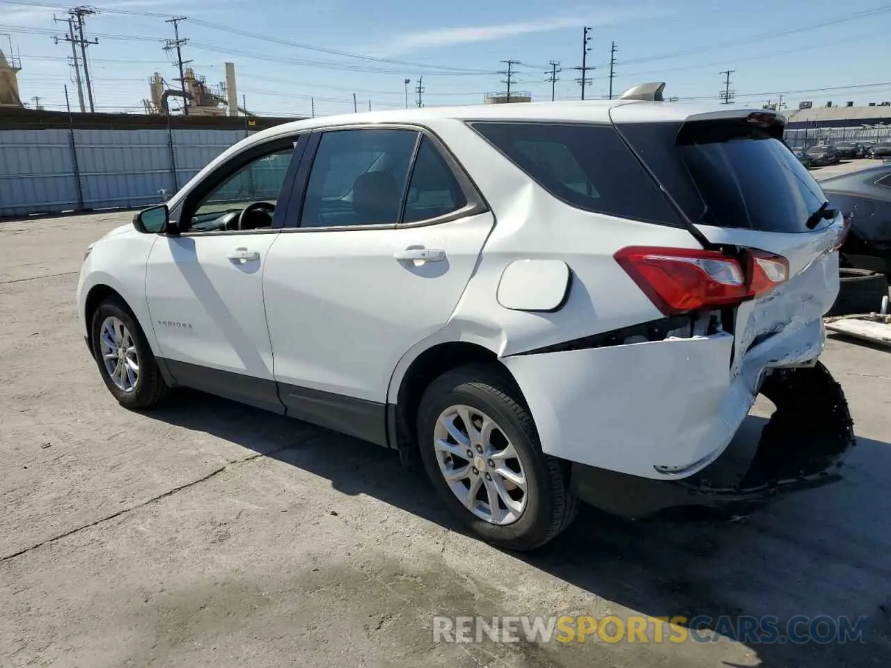 2 Photograph of a damaged car 3GNAXHEV5KS623121 CHEVROLET EQUINOX 2019