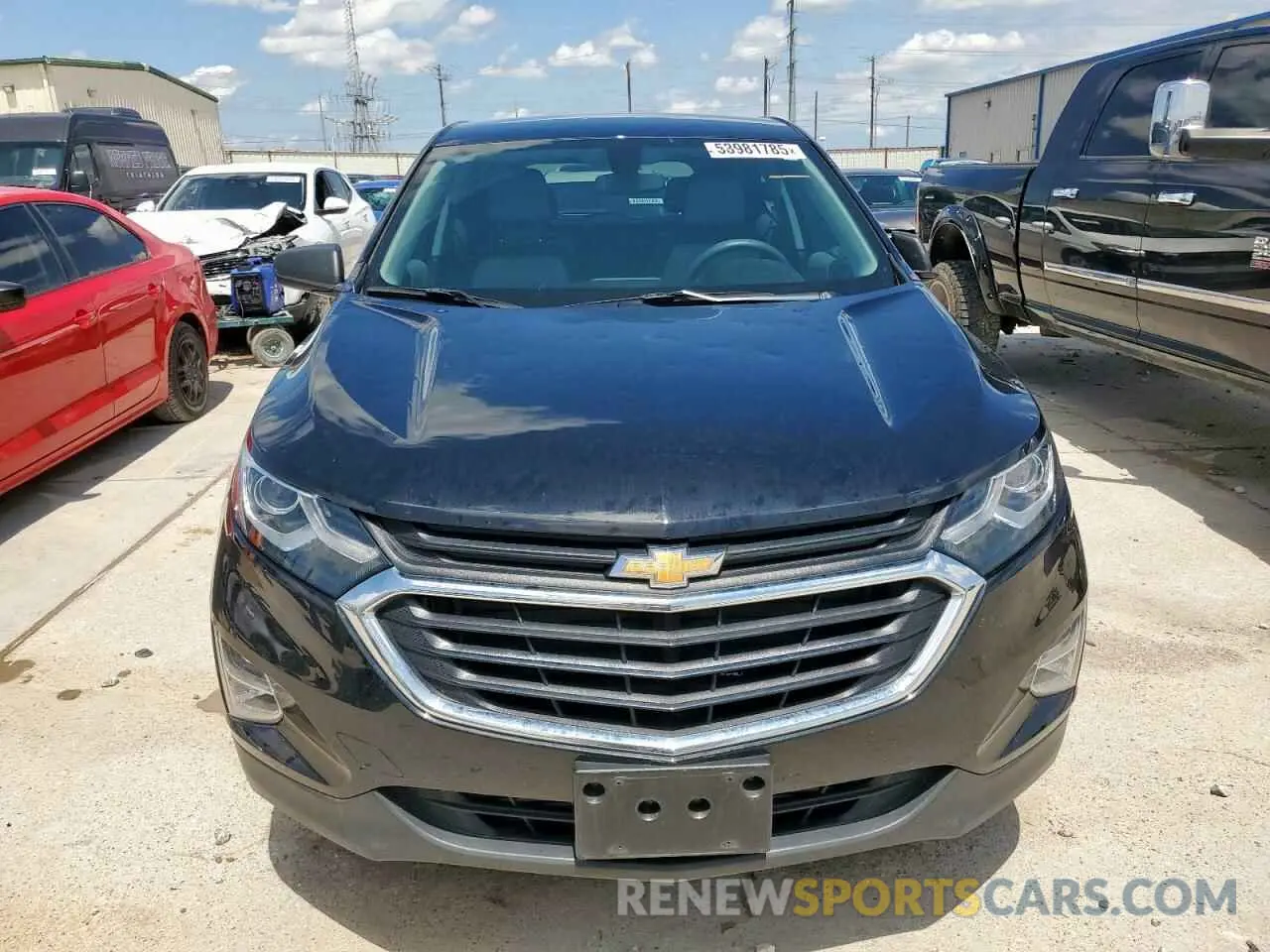 5 Photograph of a damaged car 3GNAXHEV6KL395656 CHEVROLET EQUINOX 2019