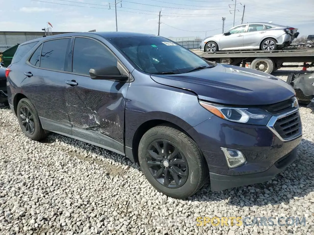 4 Photograph of a damaged car 3GNAXHEV6KS529197 CHEVROLET EQUINOX 2019