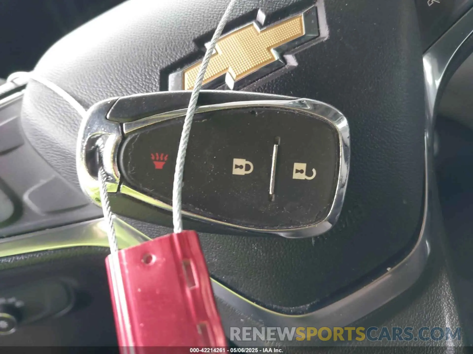 11 Photograph of a damaged car 3GNAXHEV6KS557517 CHEVROLET EQUINOX 2019