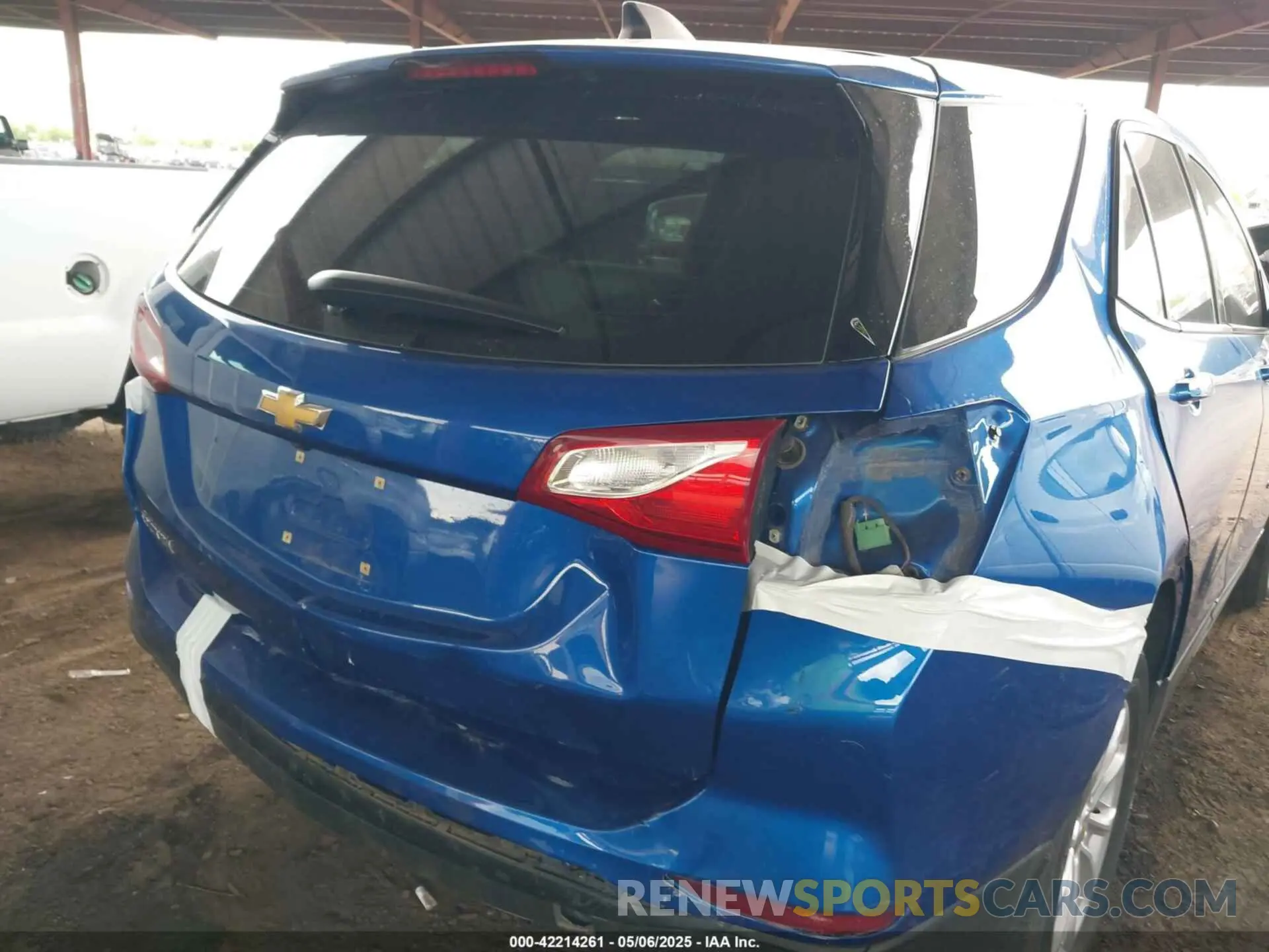 6 Photograph of a damaged car 3GNAXHEV6KS557517 CHEVROLET EQUINOX 2019