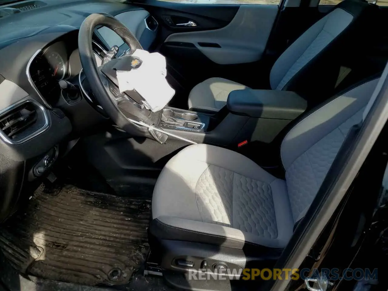 7 Photograph of a damaged car 3GNAXHEV7KL320951 CHEVROLET EQUINOX 2019