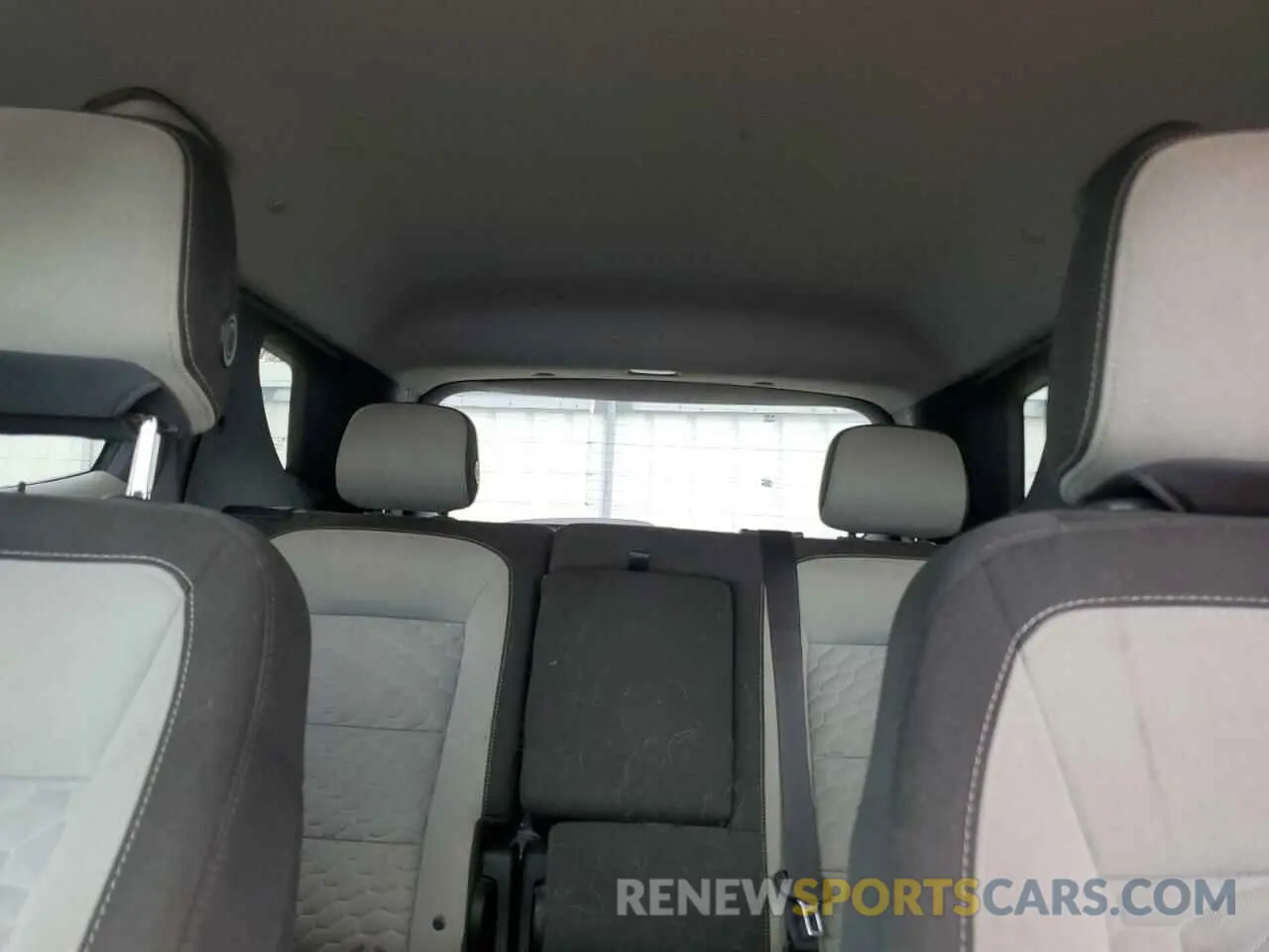 10 Photograph of a damaged car 3GNAXHEV7KS641359 CHEVROLET EQUINOX 2019