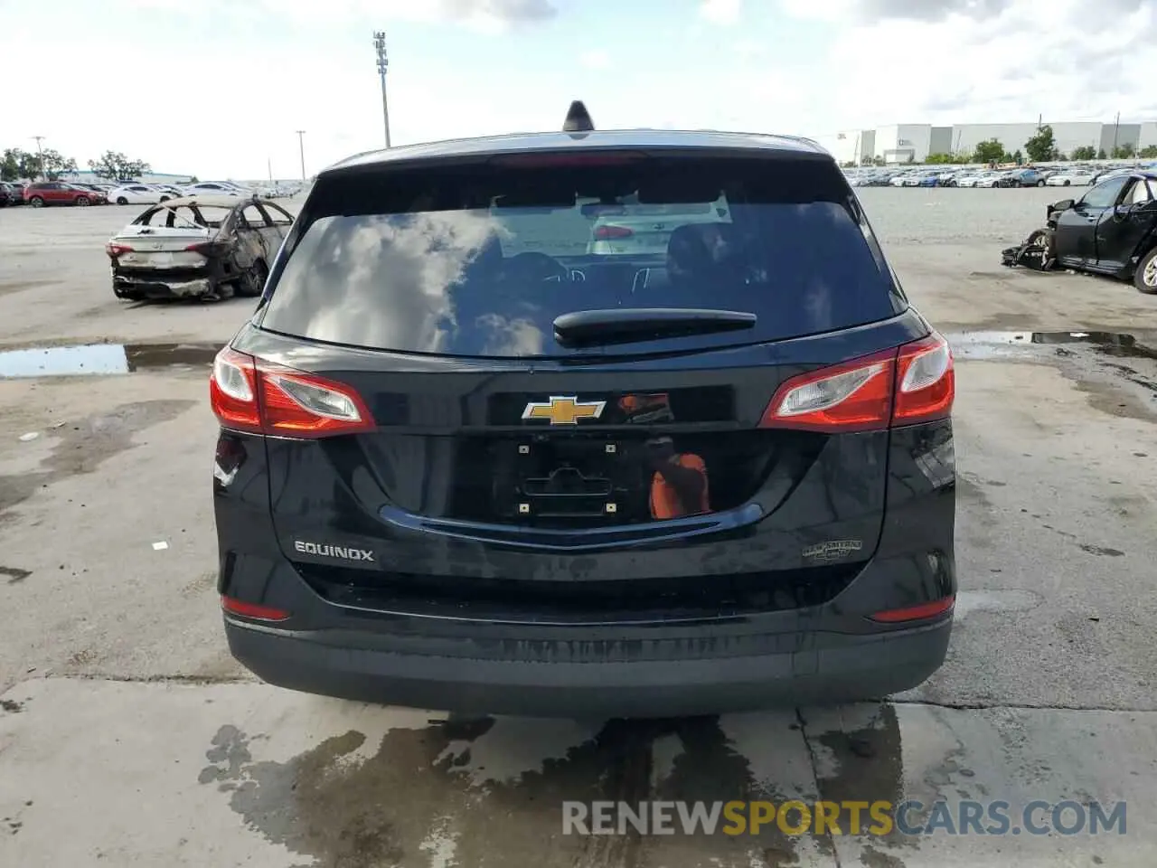 6 Photograph of a damaged car 3GNAXHEV8KL183423 CHEVROLET EQUINOX 2019