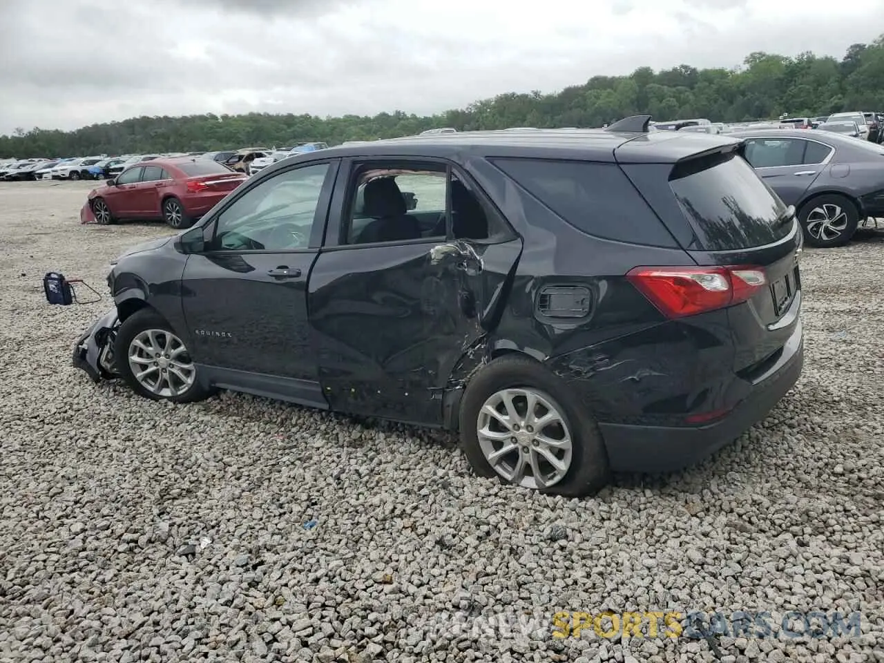 2 Photograph of a damaged car 3GNAXHEV8KL255463 CHEVROLET EQUINOX 2019