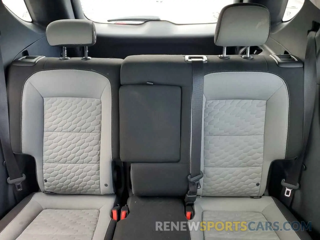 10 Photograph of a damaged car 3GNAXHEV8KL281500 CHEVROLET EQUINOX 2019