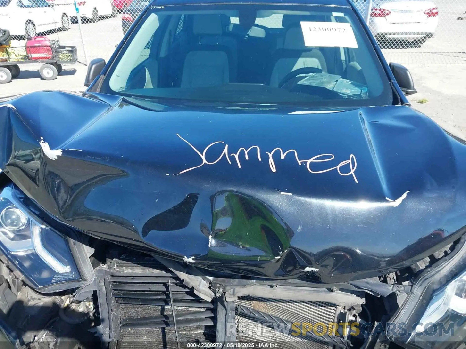 10 Photograph of a damaged car 3GNAXHEV8KL326760 CHEVROLET EQUINOX 2019