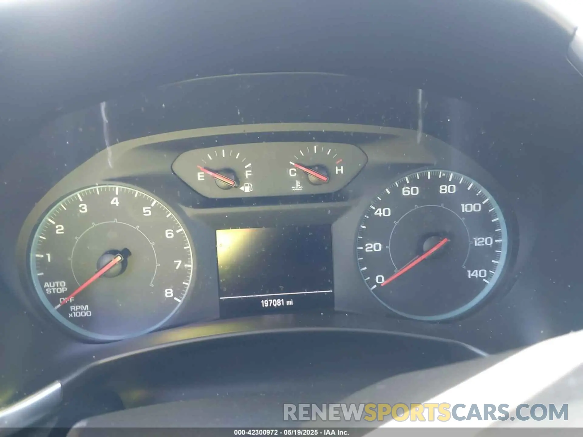 7 Photograph of a damaged car 3GNAXHEV8KL326760 CHEVROLET EQUINOX 2019