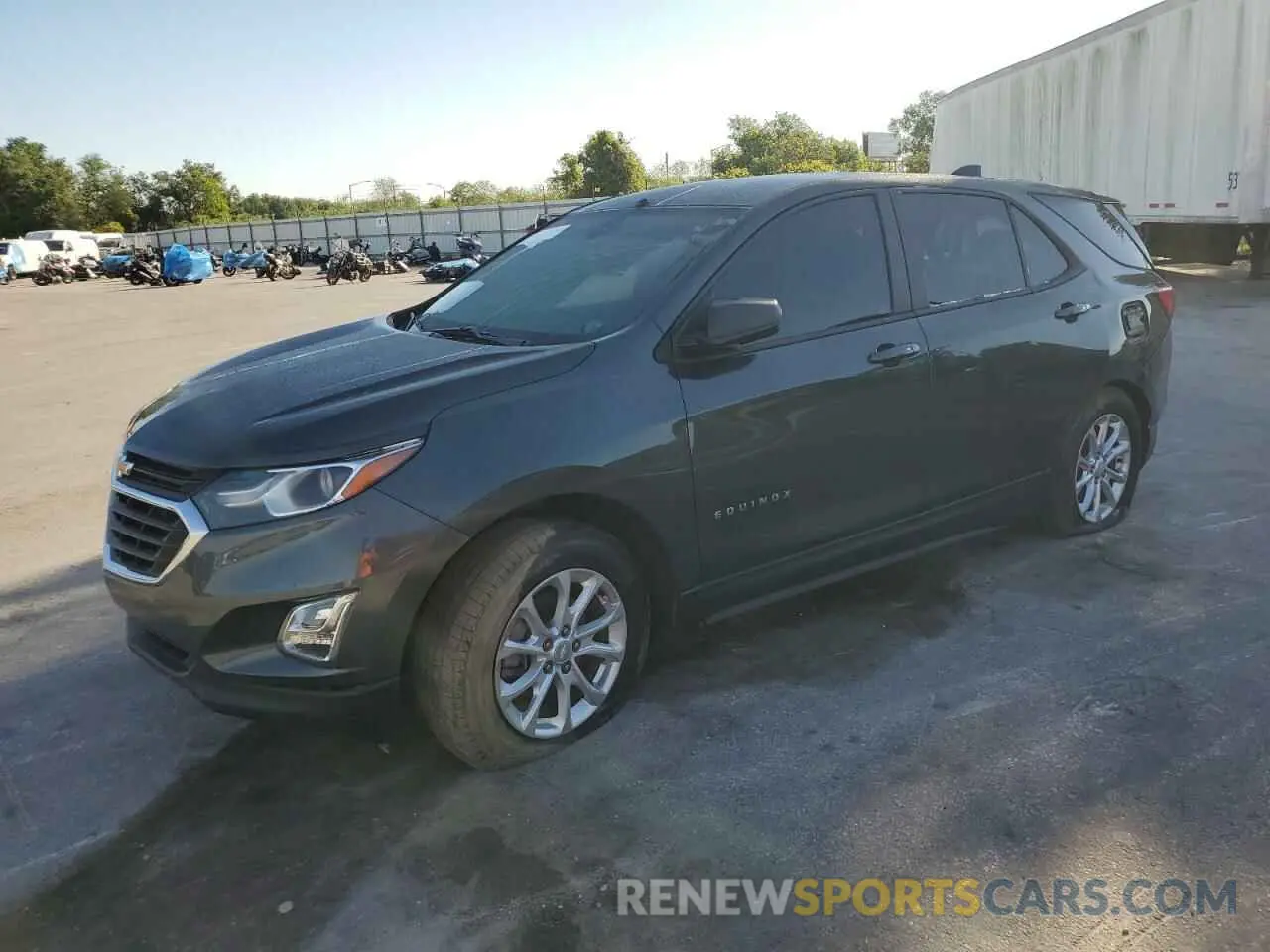 1 Photograph of a damaged car 3GNAXHEV8KS648031 CHEVROLET EQUINOX 2019