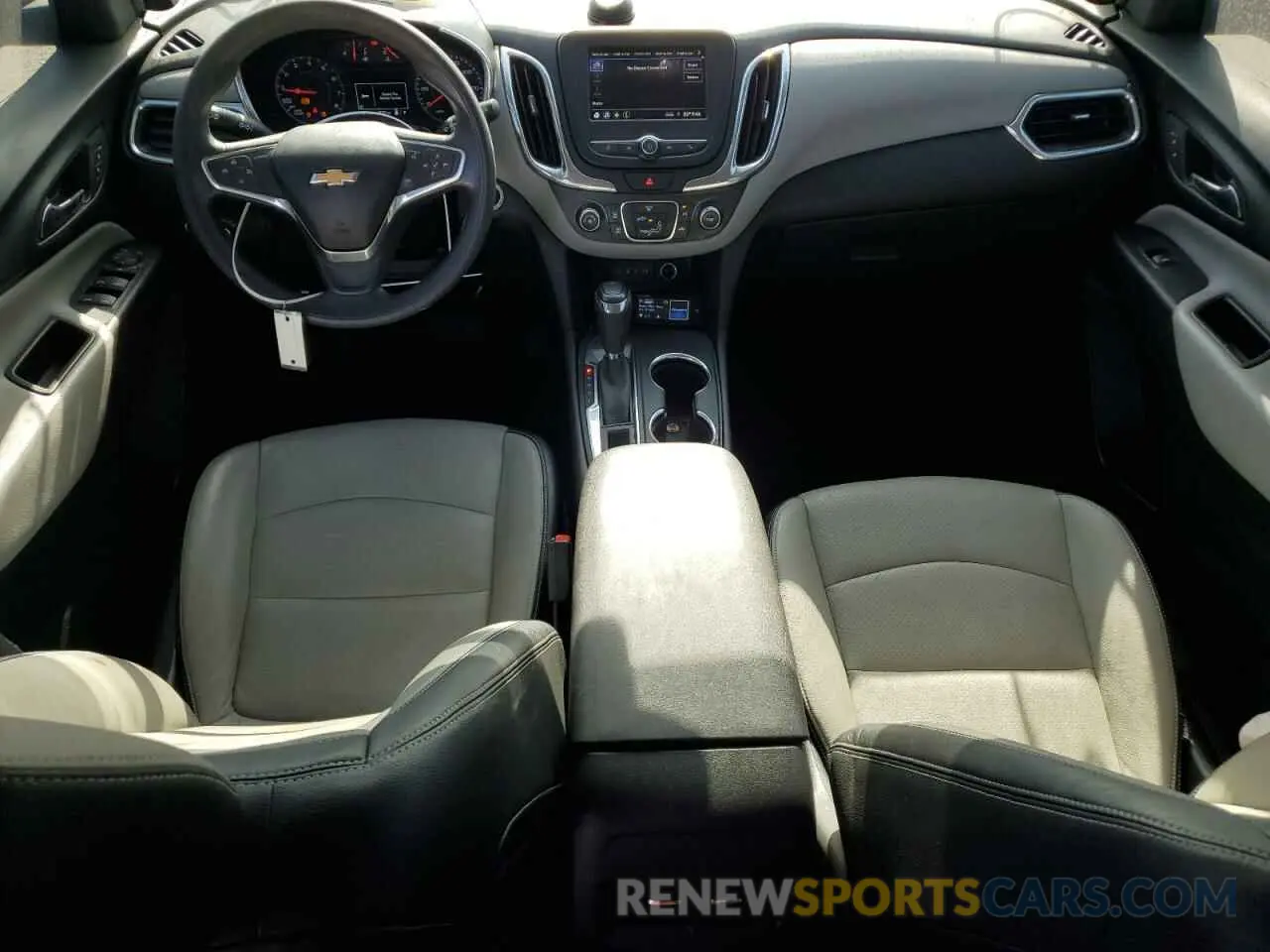 8 Photograph of a damaged car 3GNAXHEV8KS648031 CHEVROLET EQUINOX 2019